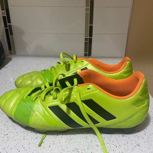 Men’s Adidas Cleats - Picture 5 of 5